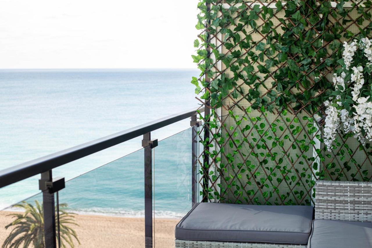 Apartamento Septimo Cielo Primera Linea De Mar Blanes Exterior photo